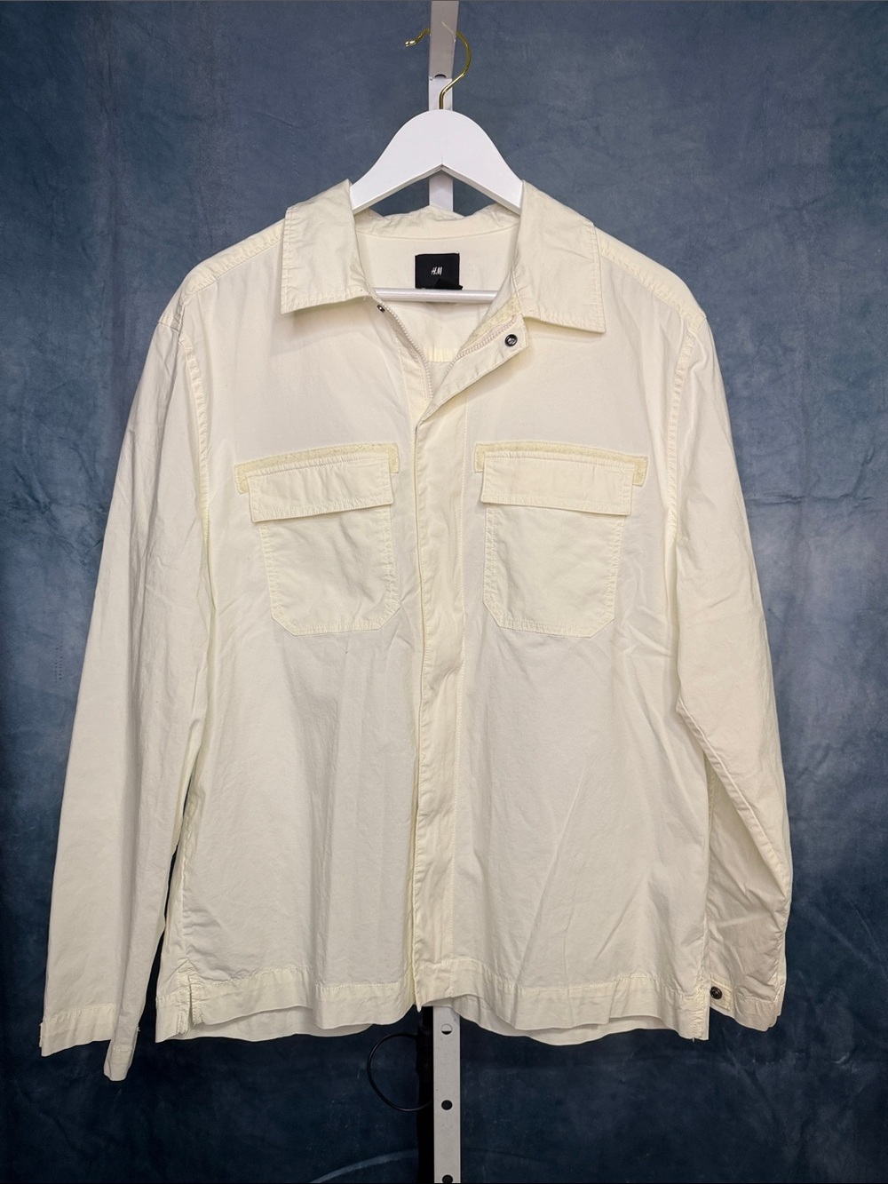 H&M Light Cream Shirt Jacket with Chest Flap Pockets Size Large
